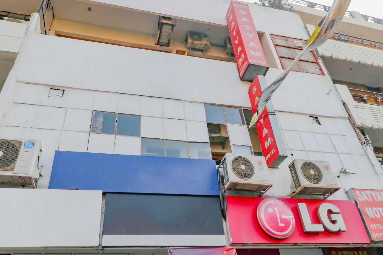 Hotel O Sameer Residency Chandigarh Exterior photo